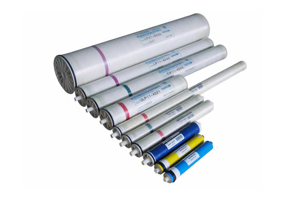 沖擊式殺菌處理對反滲透膜系統微生物污染防治效果 